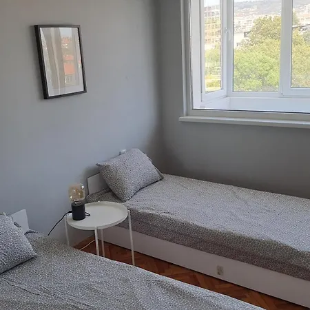Nikos Appartement *